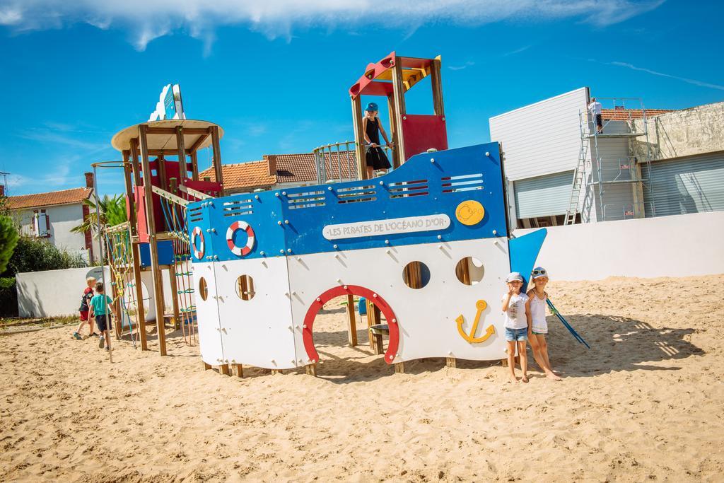 Quest En France Holidays - Mobile Home At Jard Sur Mer Экстерьер фото