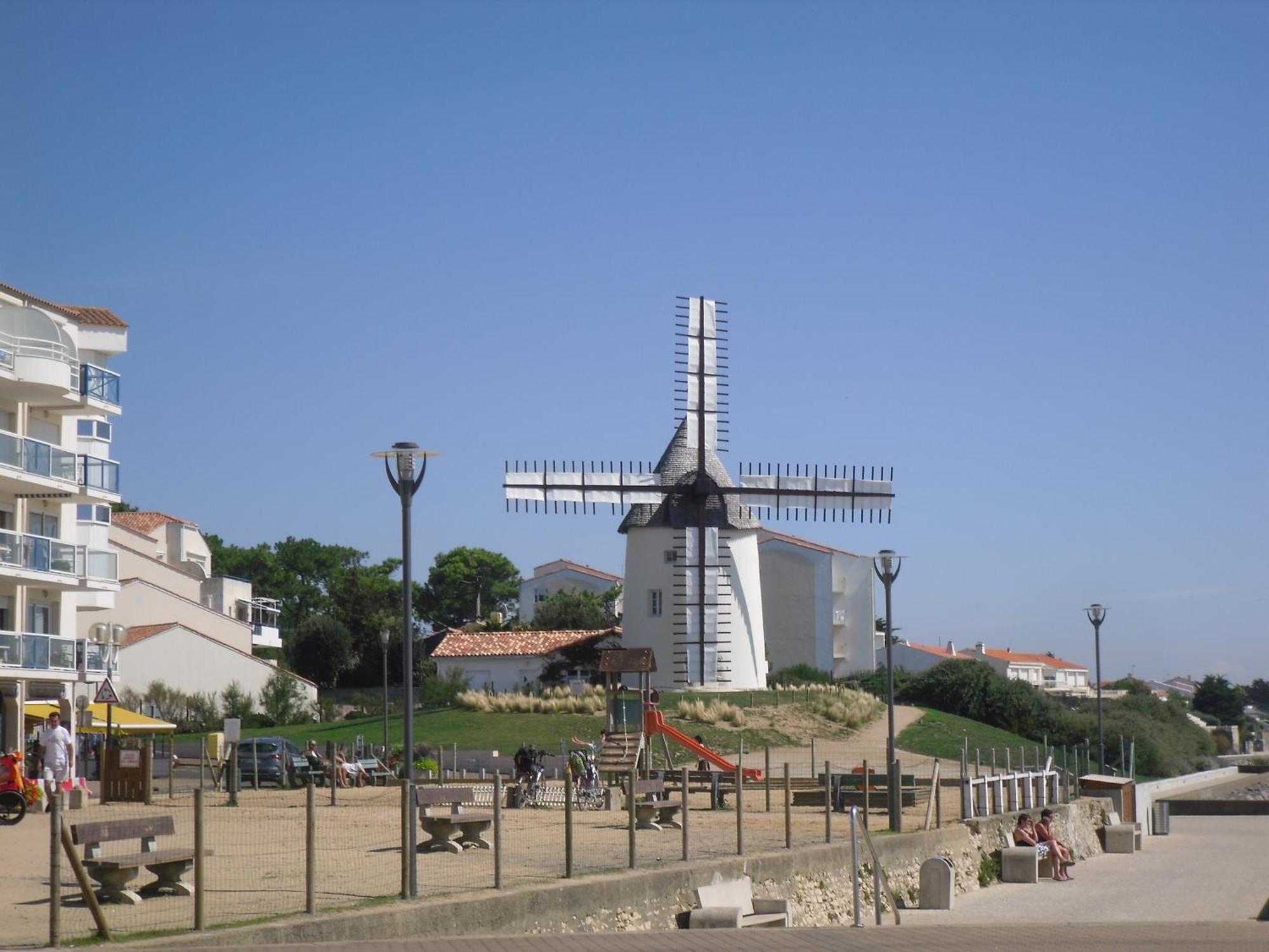 Quest En France Holidays - Mobile Home At Jard Sur Mer Экстерьер фото